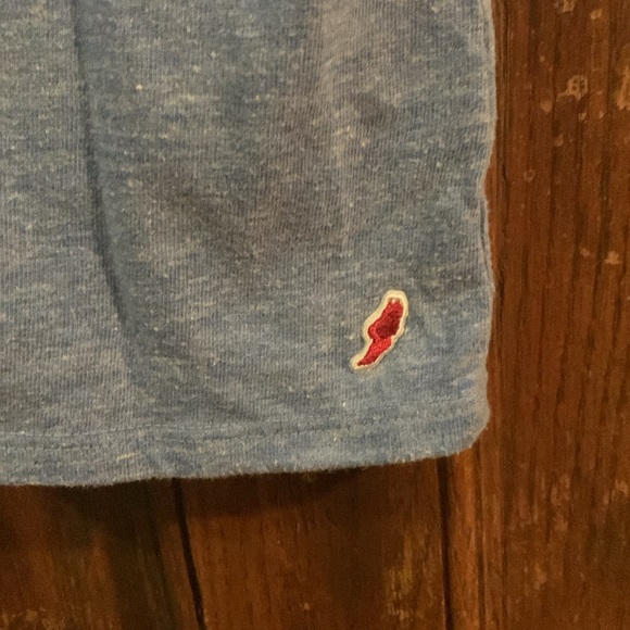 UCLA Bruins V-Neck - Picture 5 of 5